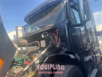 2020 VOLVO TRUCK VNL