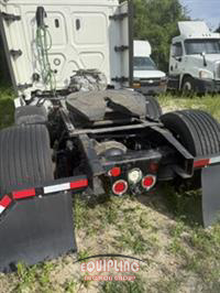 2018 Freightliner CASCADIA 6X4 T/A SLEEPER TRUCK