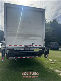 2020 International MV607 4X2 S/A NON CDL BOX TRUC