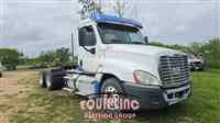 2013 Freightliner CASCADIA 6X4 T/A DAY CAB TRUCK