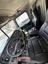 2019 Peterbilt 389 6X4 T/A CAR HAULER TRUCK T