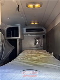 2019 Peterbilt 389 6X4 T/A CAR HAULER TRUCK T