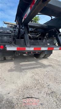 2005 Mack Granite