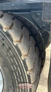 2005 Mack Granite