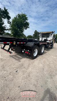 2005 Mack Granite