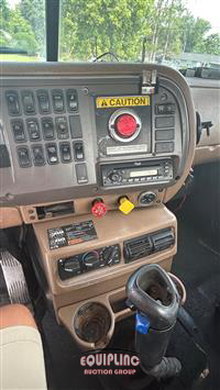 2005 Mack Granite