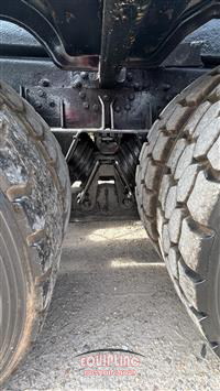 2005 Mack Granite