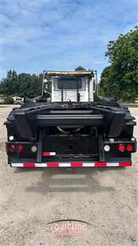 2005 Mack Granite