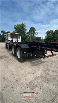 2005 Mack Granite