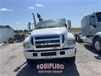 2007 Ford F750 4X2 S/A CRANE TRUCK