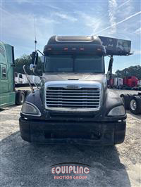 2005 Freightliner Columbia