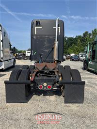 2005 Freightliner Columbia