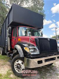 2006 International 7600 6X4 T/A GRAPPLE TRUCK