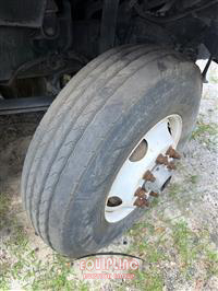 2006 International 7600 6X4 T/A GRAPPLE TRUCK