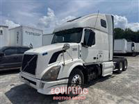 2011 VOLVO TRUCK VNL