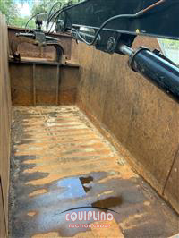 2006 International 7600 6X4 T/A GRAPPLE TRUCK