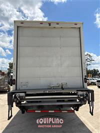 2019 Freightliner M2 4X2 S/A 26FT NON CDL BOX TR