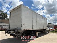 2019 Freightliner M2 4X2 S/A 26FT NON CDL BOX TR