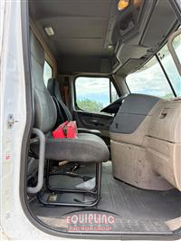 2011 Freightliner CASCADIA