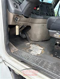 2011 Freightliner CASCADIA