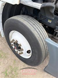 2011 Freightliner CASCADIA