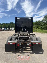 2016 Peterbilt 579 6X4 T/A SLEEPER TRUCK TRAC
