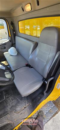 2020 Freightliner M2 4X2 S/A 26FT CDL REQUIRED B