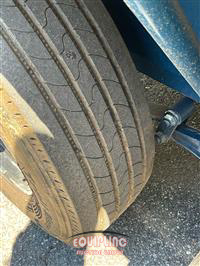 2025 TCEC 13FT T/A FLATBED CONCRETE CURB