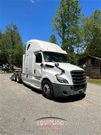 2020 Freightliner CASCADIA