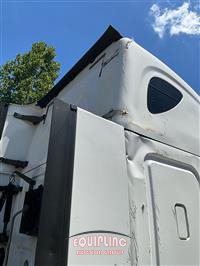 2020 Freightliner CASCADIA