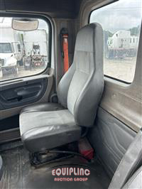 2015 Freightliner CASCADIA 6X4 T/A DAY CAB TRUCK
