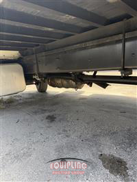 2019 International 4300 4X2 S/A 26FT NON CDL BOX 