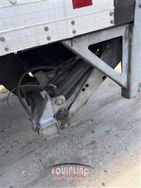2019 International 4300 4X2 S/A 26FT NON CDL BOX 