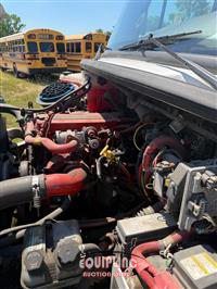 2020 Freightliner M2 4X2 S/A 26FT NON CDL BOX TR