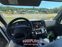 2020 Freightliner M2 4X2 S/A 26FT NON CDL BOX TR