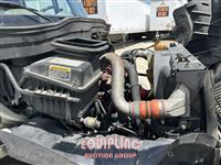 2019 International 4300 4X2 S/A 26FT NON CDL BOX 