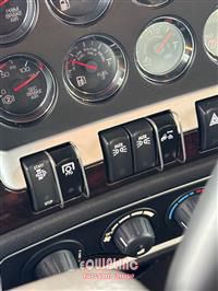 2024 Kenworth W900 6X4 T/A DAY CAB TRUCK TRA