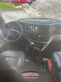 2025 Peterbilt 567