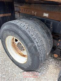 2005 STERLING TRUCK L7500 series