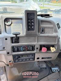 2005 STERLING TRUCK L7500 series