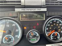 2017 Freightliner CASCADIA 125 6X4 T/A SLEEPER T