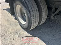 2018 International 4300 4X2 S/A 26FT NON CDL BOX 