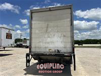 2018 International 4300 4X2 S/A 26FT NON CDL BOX 