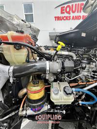 2018 Freightliner CASCADIA 6X4 T/A SLEEPER TRUCK