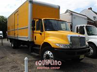 2018 International 4300 4X2 S/A 26FT NON CDL BOX 
