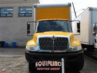 2018 International 4300 4X2 S/A 26FT NON CDL BOX 