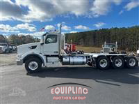 2023 Peterbilt 567 8X6 TRI/A TRI DRIVE DAY CA