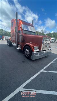 2002 Freightliner Classic XL