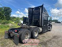 2017 VOLVO TRUCK VNL