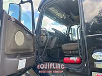 2017 VOLVO TRUCK VNL